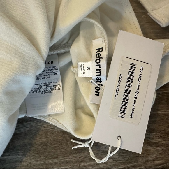 NWT Reformation Maeve Knit Bodysuit - Picture 2 of 6